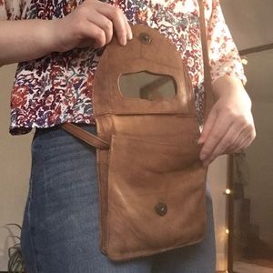 Wilsons Leather Crossbody Purse With Mirror
